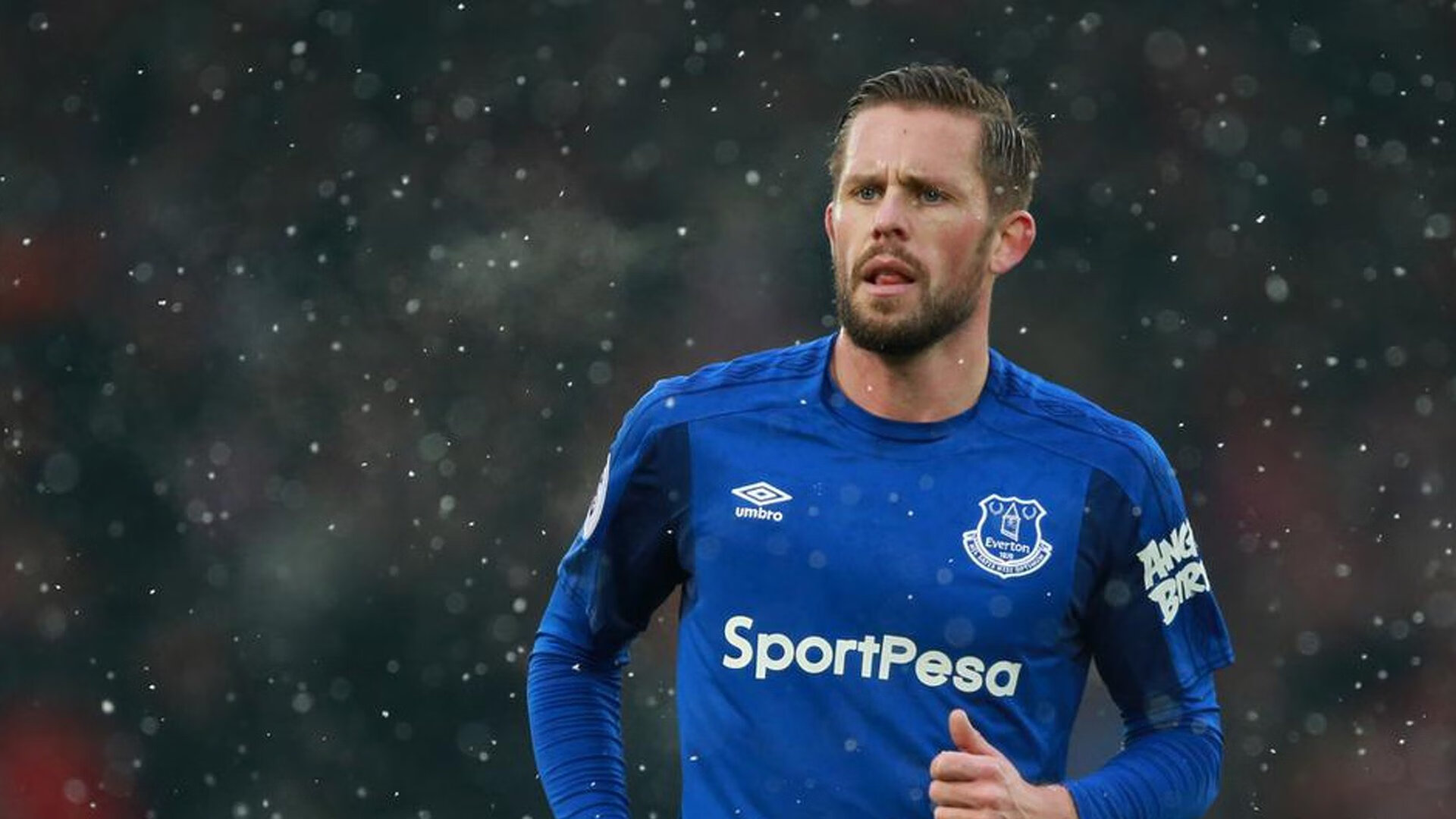 体育新闻中心上线体育赛事多角度直播平台，体育新闻现场直播